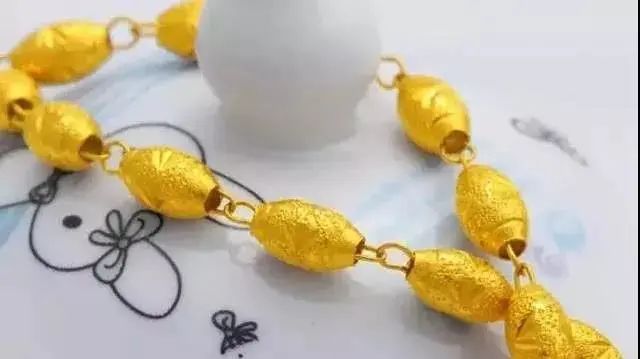 黃金項鏈大克數_一般黃金項鏈大概多少克_金項鏈克數