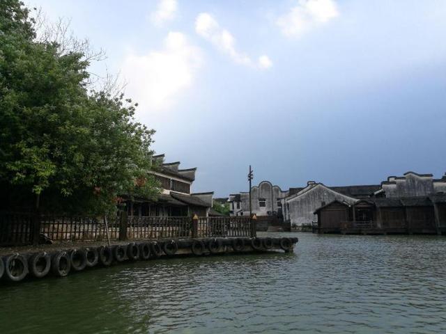 雁蕩山風光圖片_雁蕩山風光片_雁蕩山風景區住宿攻略