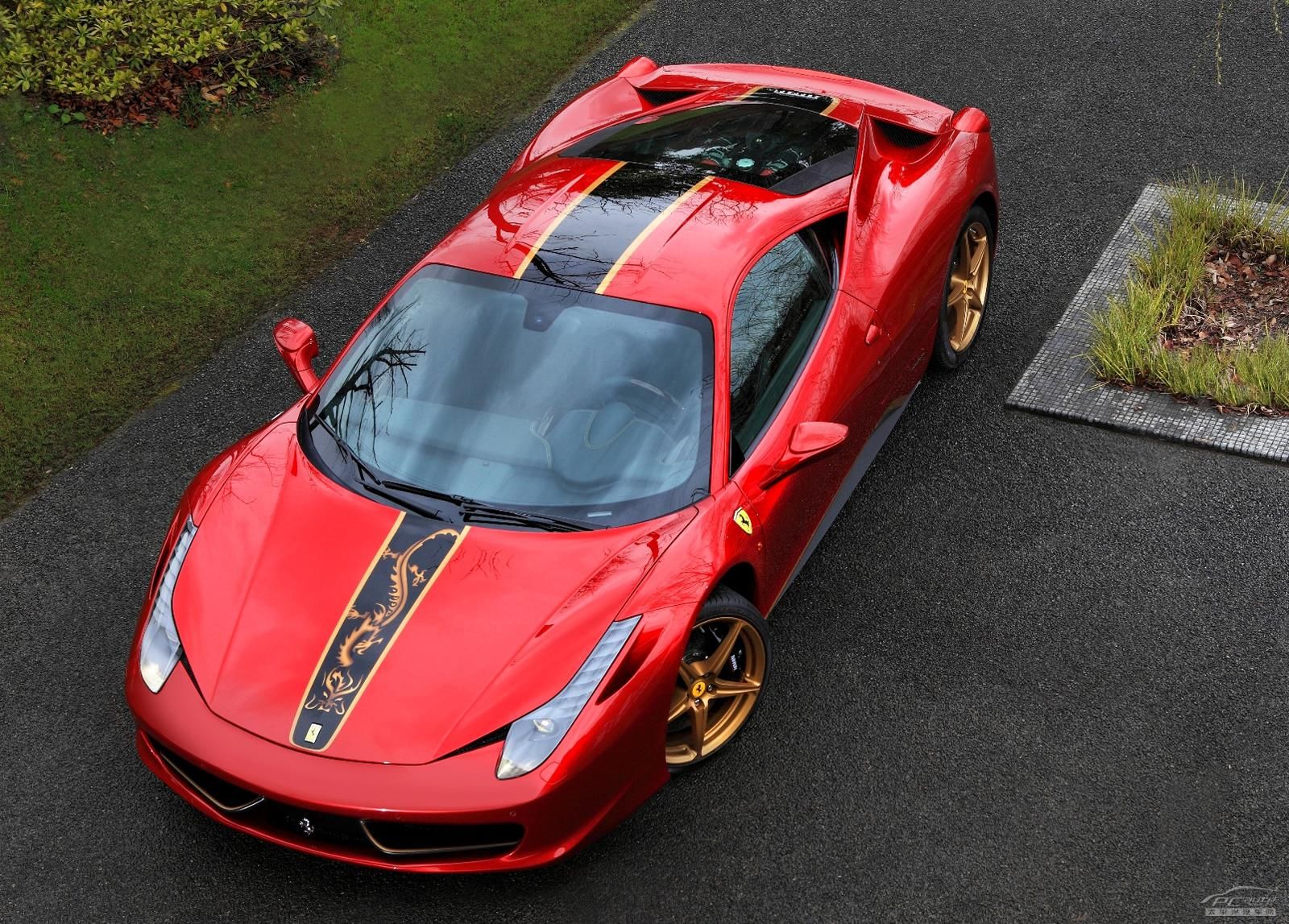 法拉利黃金戰(zhàn)車(chē)怎么畫(huà)_黃金法拉利_法拉利黃金跑車(chē)多少錢(qián)